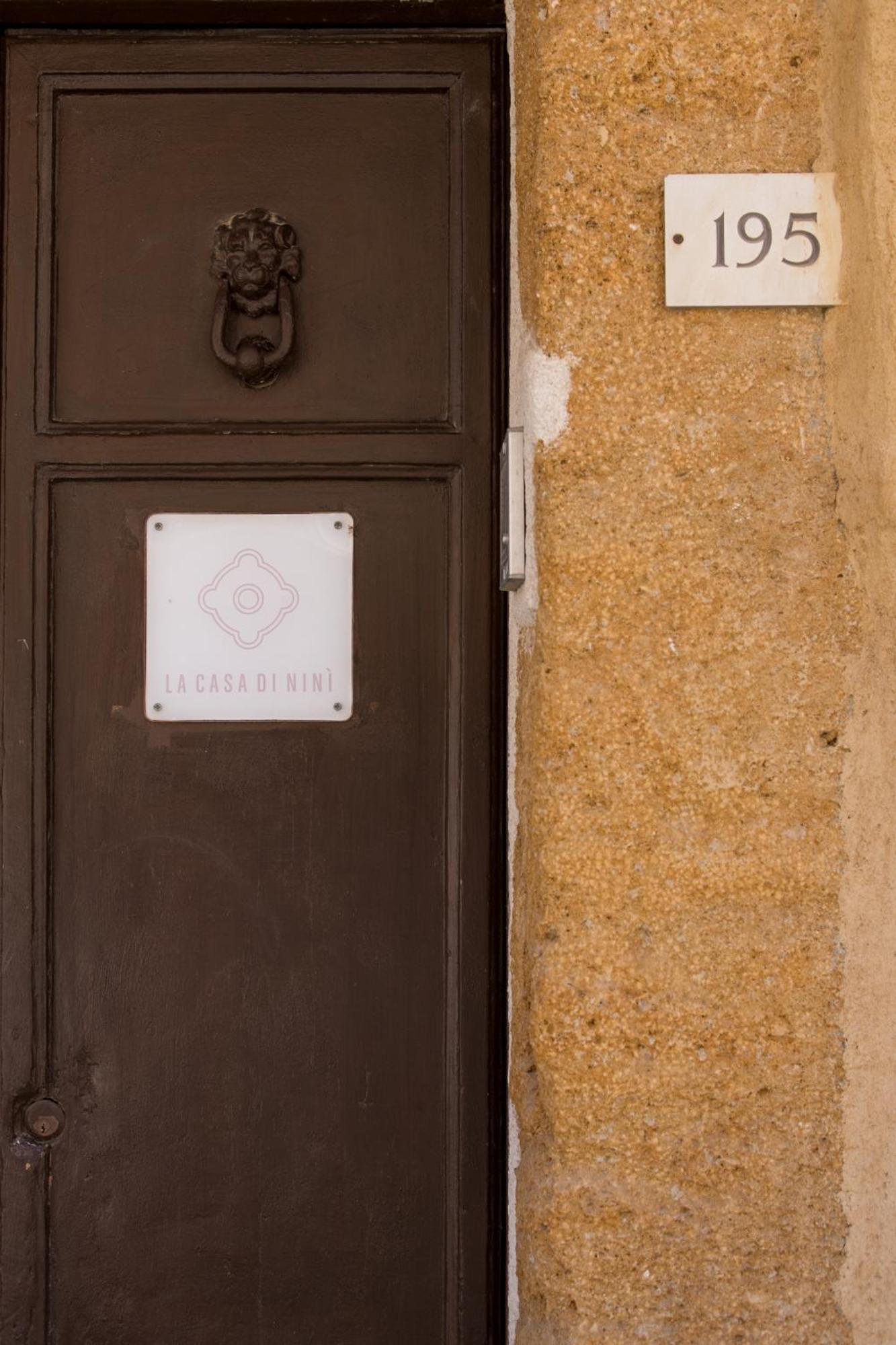 La Casa Di Nini Hotel Agrigento Bagian luar foto