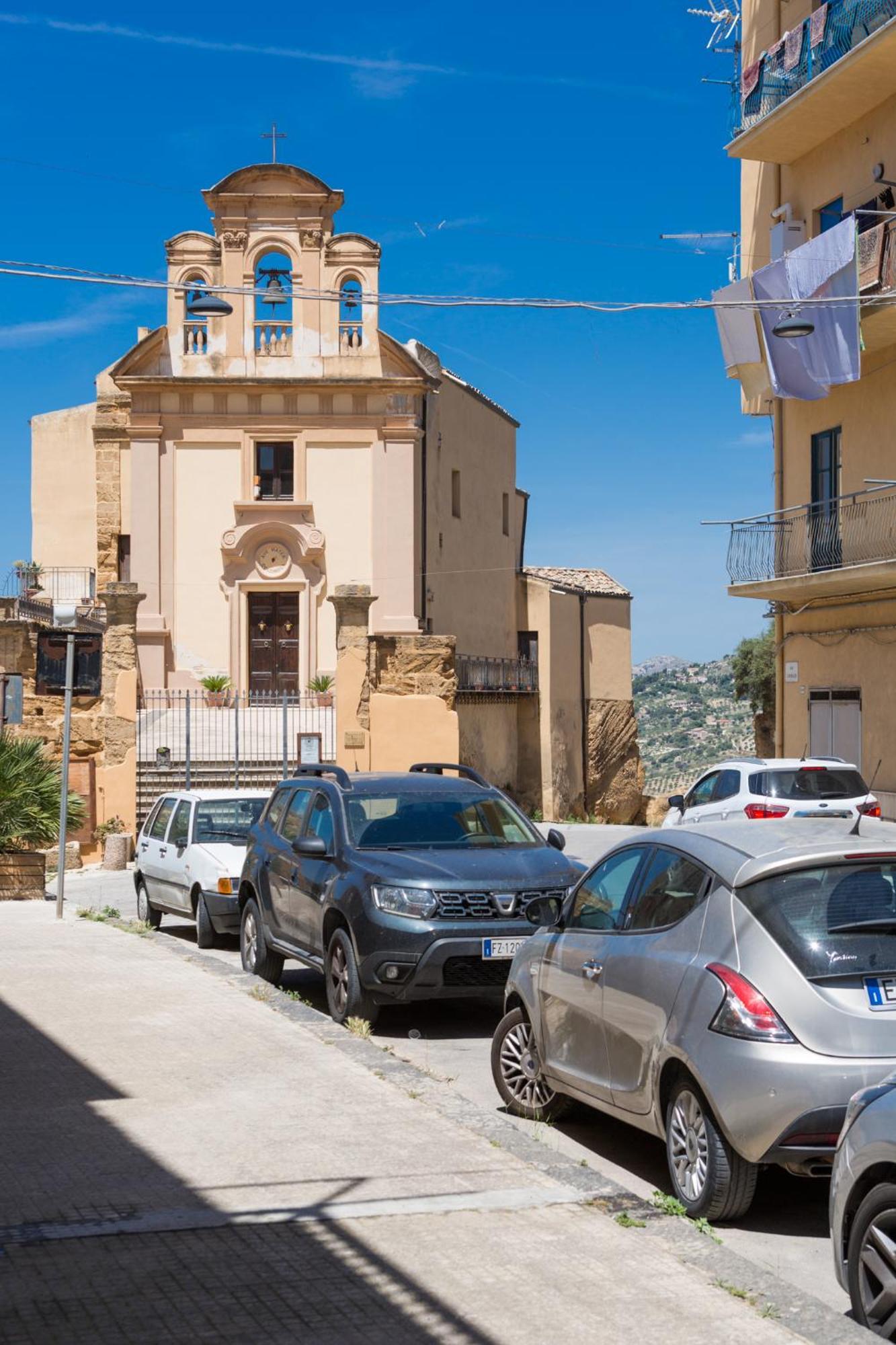 La Casa Di Nini Hotel Agrigento Bagian luar foto