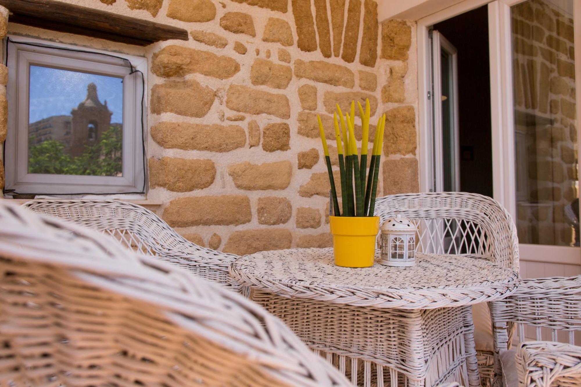 La Casa Di Nini Hotel Agrigento Bagian luar foto